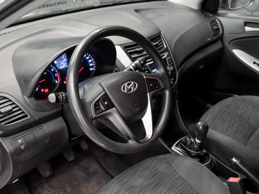 Hyundai Solaris I Рестайлинг Екатеринбург  - изображение 14