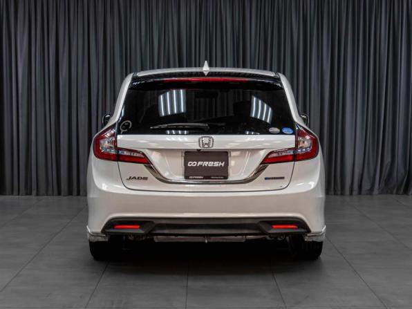 Honda Jade I с пробегом 2015 года, цена 1 499 000 рублей, 142000 км, компактвэн, Автокод Объявления