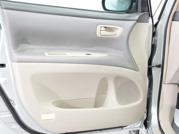 Toyota Ipsum II (M20) с пробегом 2002 года, цена 750 000 рублей, 300505 км, компактвэн, Автокод Объявления