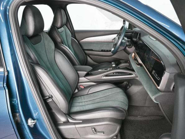 Geely Monjaro I с пробегом 2023 года, цена 3 299 000 рублей, 59764 км, внедорожник, Автокод Объявления