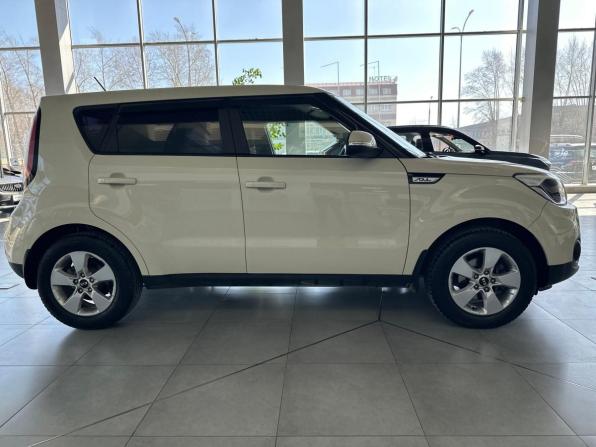 Kia Soul II Рестайлинг с пробегом 2019 года, цена 1 695 000 рублей, 30000 км, хэтчбек, Автокод Объявления