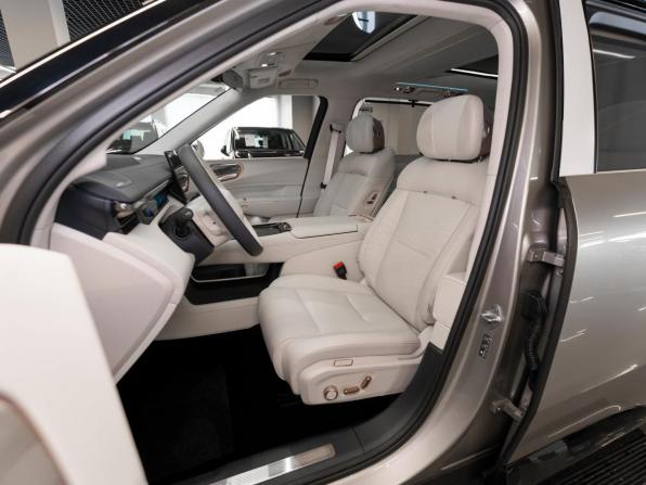 Lynk &amp; Co 900 с пробегом 2025 года, цена 7 750 000 рублей, 50 км, внедорожник, Автокод Объявления
