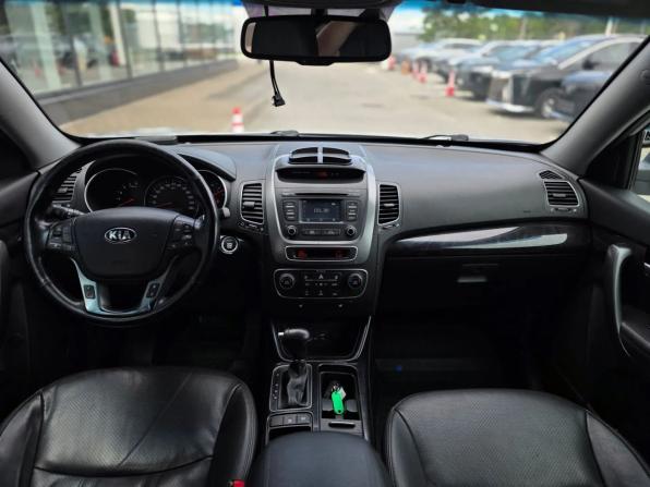 Kia Sorento II Рестайлинг с пробегом 2017 года, цена 1 760 000 рублей, 223631 км, внедорожник, Автокод Объявления