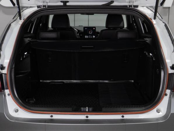 Lada (ВАЗ) Vesta I Рестайлинг (NG) с пробегом 2024 года, цена 1 700 000 рублей, 42742 км, универсал, Автокод Объявления