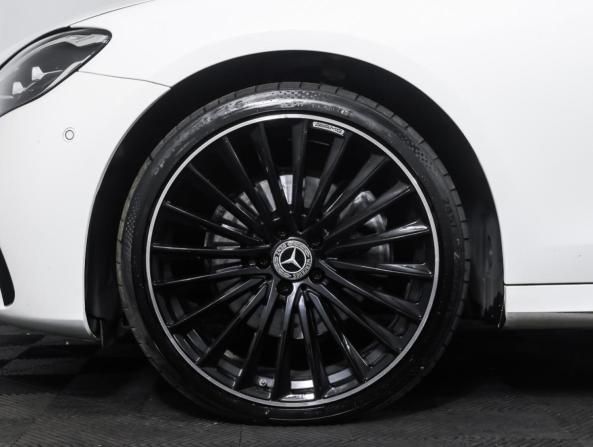 Mercedes-Benz E-Класс V (W213 S213 C238) Рестайлинг с пробегом 2020 года, цена 4 054 000 рублей, 109222 км, седан, Автокод Объявления