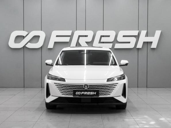 Changan Lamore с пробегом 2024 года, цена 2 180 000 рублей, 38981 км, седан, Автокод Объявления