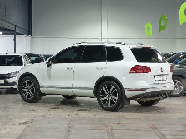Volkswagen Touareg II Рестайлинг с пробегом 2015 года, цена 1 950 000 рублей, 212000 км, внедорожник, Автокод Объявления