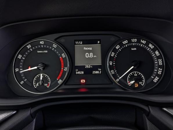 Skoda Octavia IV (A8) с пробегом 2022 года, цена 2 680 000 рублей, 34856 км, лифтбек, Автокод Объявления