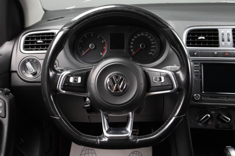 Volkswagen Polo V Рестайлинг Оренбург  - изображение 10