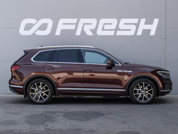 Volkswagen Touareg III с пробегом 2019 года, цена 3 829 000 рублей, 198393 км, внедорожник, Автокод Объявления