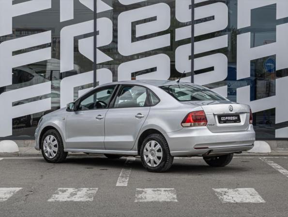 Volkswagen Polo V Рестайлинг с пробегом 2016 года, цена 860 000 рублей, 234243 км, седан, Автокод Объявления