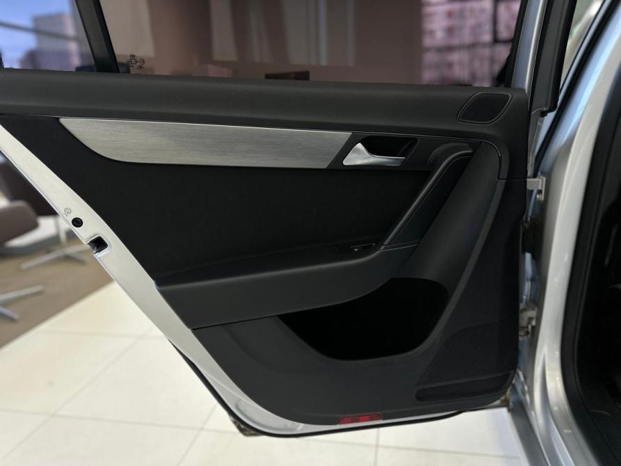 Volkswagen Passat B7 Санкт-Петербург  - изображение 26