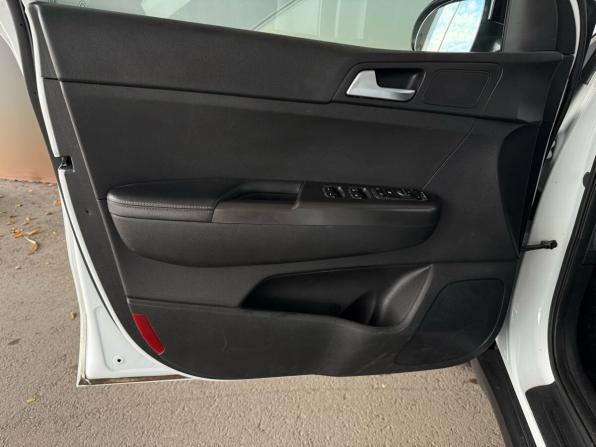 Kia Sportage IV Рестайлинг с пробегом 2021 года, цена 1 862 000 рублей, 105388 км, внедорожник, Автокод Объявления