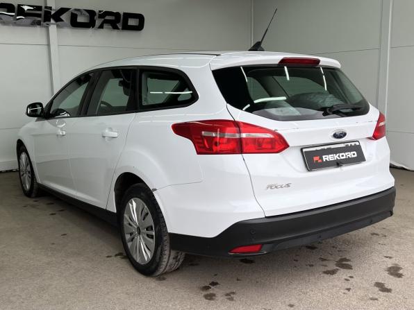 Ford Focus III Рестайлинг с пробегом 2017 года, цена 970 000 рублей, 161111 км, универсал, Автокод Объявления