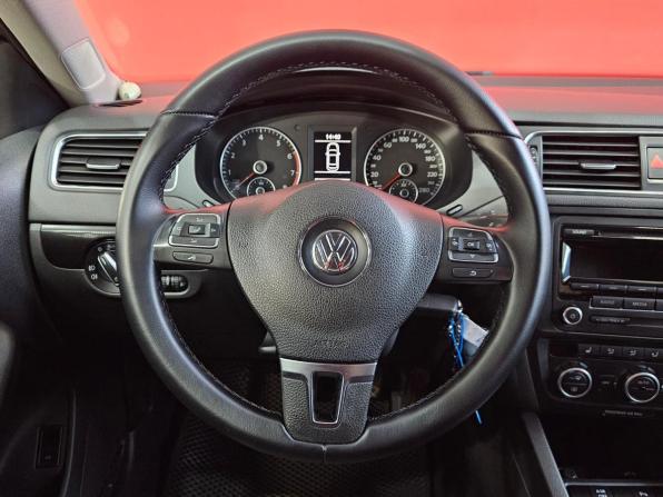 Volkswagen Jetta VI с пробегом 2012 года, цена 899 000 рублей, 186000 км, седан, Автокод Объявления