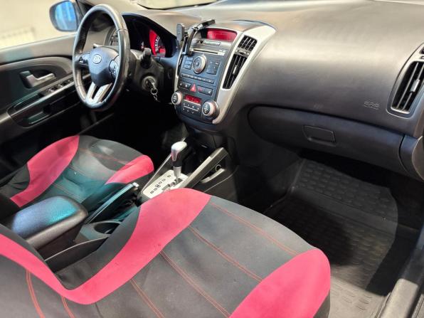Kia Ceed I Рестайлинг с пробегом 2012 года, цена 1 249 000 рублей, 335633 км, универсал, Автокод Объявления