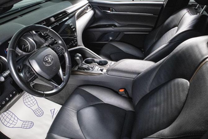 Toyota Camry VIII (XV70) с пробегом 2020 года, цена 2 889 000 рублей, 98247 км, седан, Автокод Объявления