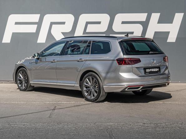 Volkswagen Passat B8 Рестайлинг с пробегом 2020 года, цена 3 255 000 рублей, 119651 км, универсал, Автокод Объявления