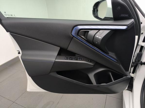 BMW X3 IV (G45/G48) с пробегом 2024 года, цена 7 990 000 рублей, 5643 км, внедорожник, Автокод Объявления