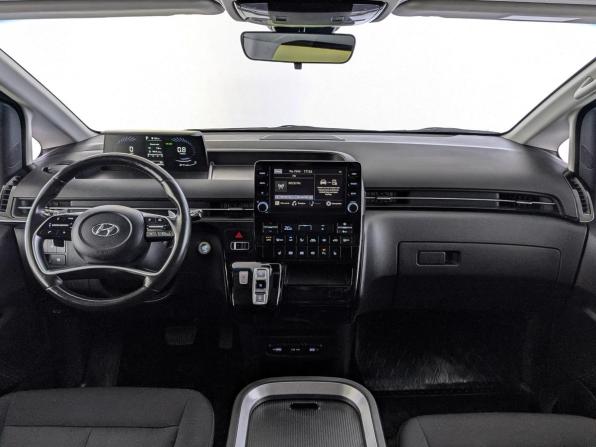 Hyundai Staria I с пробегом 2021 года, цена 4 410 000 рублей, 84972 км, минивэн, Автокод Объявления