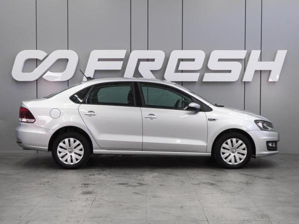 Volkswagen Polo V Рестайлинг с пробегом 2019 года, цена 1 325 000 рублей, 62611 км, седан, Автокод Объявления