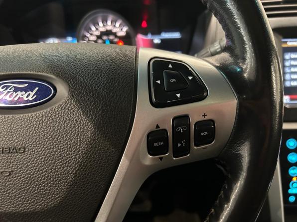 Ford Explorer V с пробегом 2012 года, цена 1 149 000 рублей, 298047 км, внедорожник, Автокод Объявления