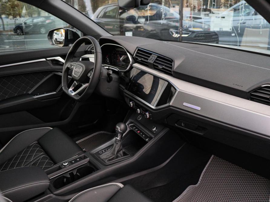Audi Q3 II (F3) Москва  - изображение 15
