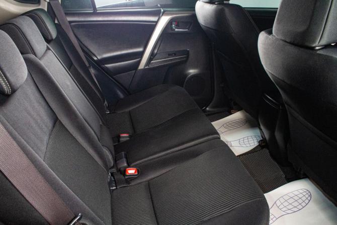 Toyota RAV4 IV (XA40) с пробегом 2014 года, цена 1 799 000 рублей, 249458 км, внедорожник, Автокод Объявления