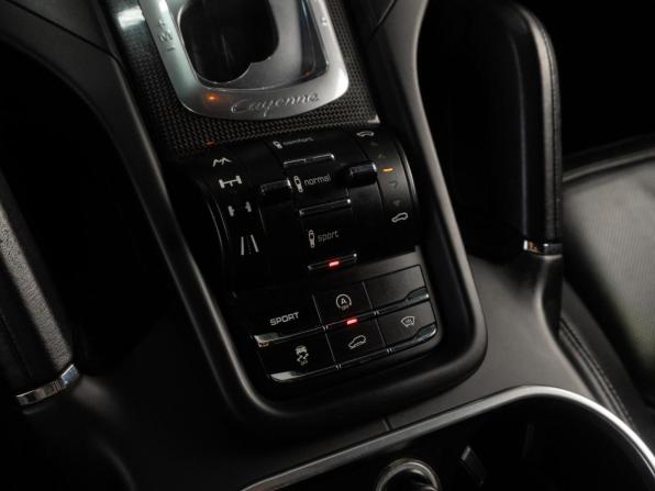 Porsche Cayenne II (958) с пробегом 2011 года, цена 2 149 000 рублей, 188079 км, внедорожник, Автокод Объявления