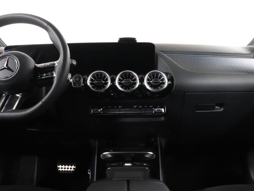 Mercedes-Benz GLA II (H247) Рестайлинг Москва  - изображение 14