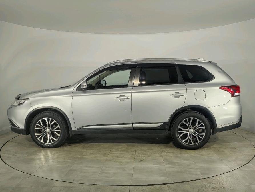 Mitsubishi Outlander III Рестайлинг 2 Санкт-Петербург  - изображение 8