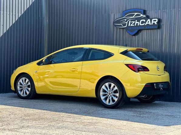Opel Astra J Рестайлинг с пробегом 2013 года, цена 599 000 рублей, 238000 км, хэтчбек, Автокод Объявления