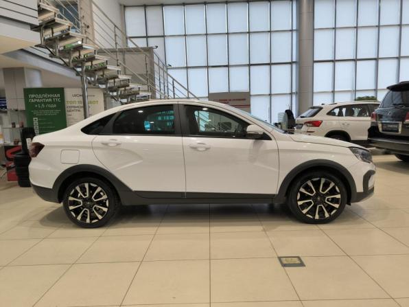 Lada (ВАЗ) Vesta I Рестайлинг (NG) с пробегом 2023 года, цена 1 220 000 рублей, 57001 км, седан, Автокод Объявления