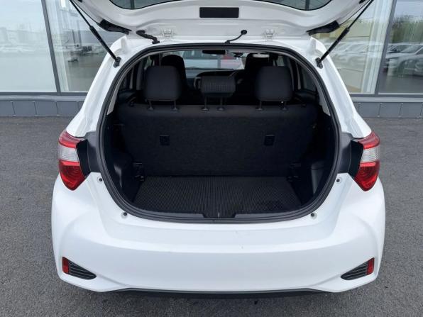 Toyota Vitz III (XP130) Рестайлинг 2 с пробегом 2019 года, цена 1 050 000 рублей, 129878 км, хэтчбек, Автокод Объявления