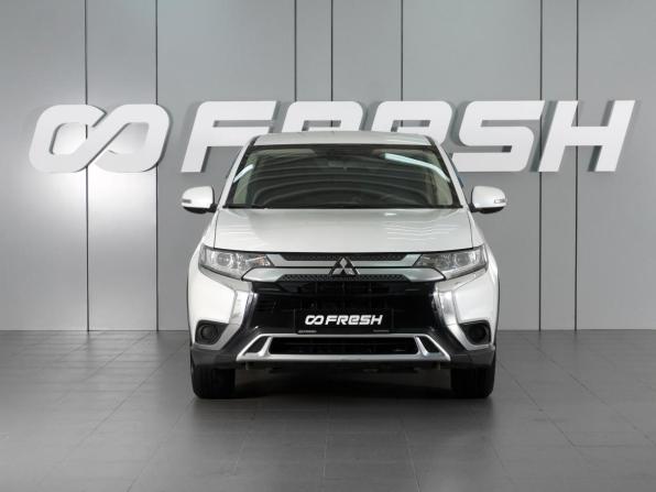 Mitsubishi Outlander III Рестайлинг 3 с пробегом 2019 года, цена 1 999 000 рублей, 179885 км, внедорожник, Автокод Объявления