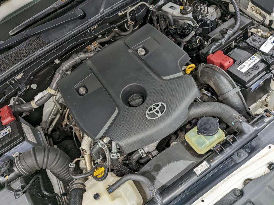 Toyota Hilux VIII Москва  - изображение 9