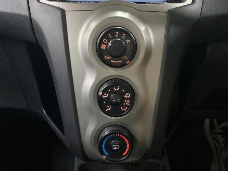Toyota Vitz II (XP90) Челябинск  - изображение 11