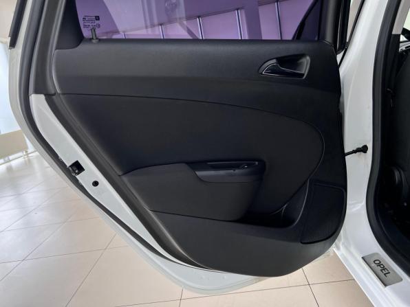 Opel Astra J Рестайлинг с пробегом 2013 года, цена 785 000 рублей, 113325 км, хэтчбек, Автокод Объявления