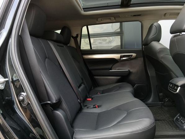 Toyota Highlander IV (XU70) с пробегом 2025 года, цена 4 759 000 рублей, 22320 км, внедорожник, Автокод Объявления