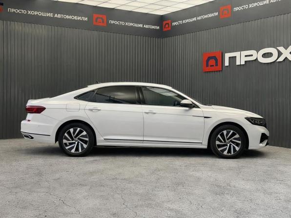 Volkswagen Passat B8 Рестайлинг с пробегом 2021 года, цена 2 897 000 рублей, 55977 км, седан, Автокод Объявления