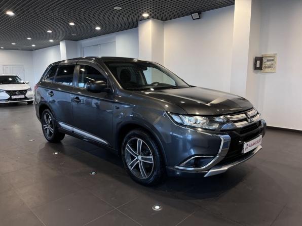 Mitsubishi Outlander III Рестайлинг 2 с пробегом 2017 года, цена 1 780 000 рублей, 169760 км, внедорожник, Автокод Объявления