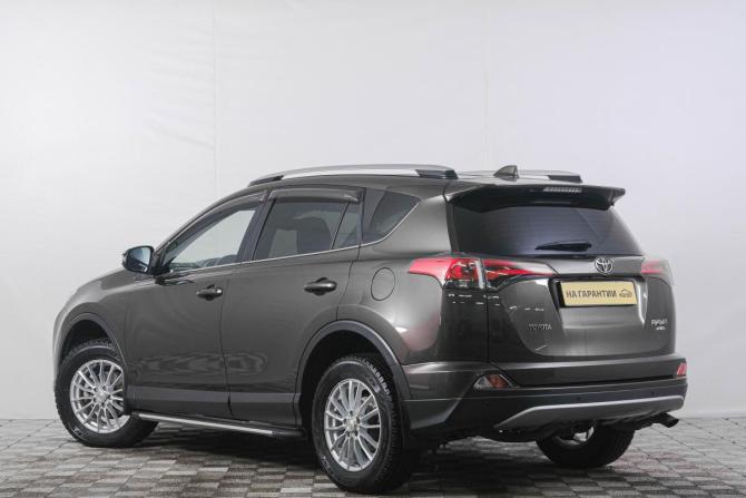 Toyota RAV4 IV (XA40) Рестайлинг с пробегом 2019 года, цена 2 899 000 рублей, 89000 км, внедорожник, Автокод Объявления