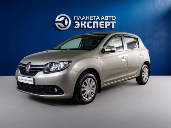 Renault Sandero II с пробегом 2018 года, цена 940 500 рублей, 100717 км, хэтчбек, Автокод Объявления