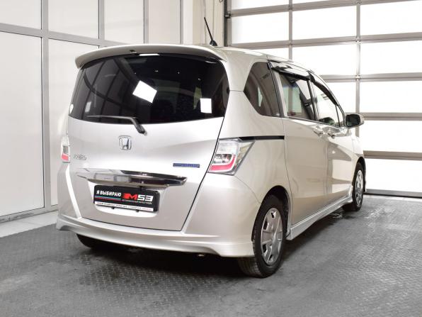 Honda Freed I Рестайлинг с пробегом 2012 года, цена 1 099 995 рублей, 146793 км, компактвэн, Автокод Объявления