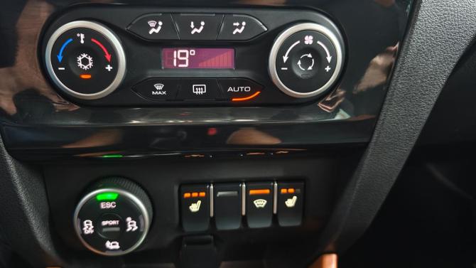 Lada (ВАЗ) XRAY I с пробегом 2019 года, цена 992 000 рублей, 67186 км, хэтчбек, Автокод Объявления