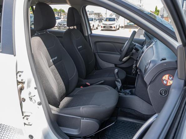 Renault Sandero II с пробегом 2018 года, цена 1 240 000 рублей, 34467 км, хэтчбек, Автокод Объявления