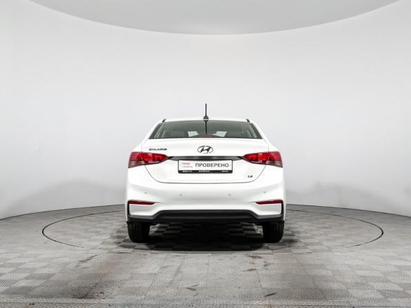 Hyundai Solaris II с пробегом 2017 года, цена 1 362 000 рублей, 100300 км, седан, Автокод Объявления