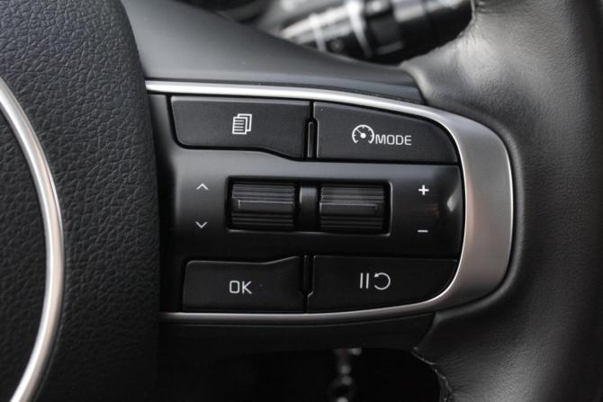 Kia K5 III с пробегом 2021 года, цена 2 645 000 рублей, 45225 км, седан, Автокод Объявления
