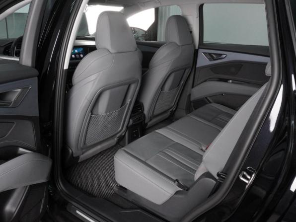 Audi Q5 e-tron с пробегом 2022 года, цена 4 841 000 рублей, 25233 км, внедорожник, Автокод Объявления