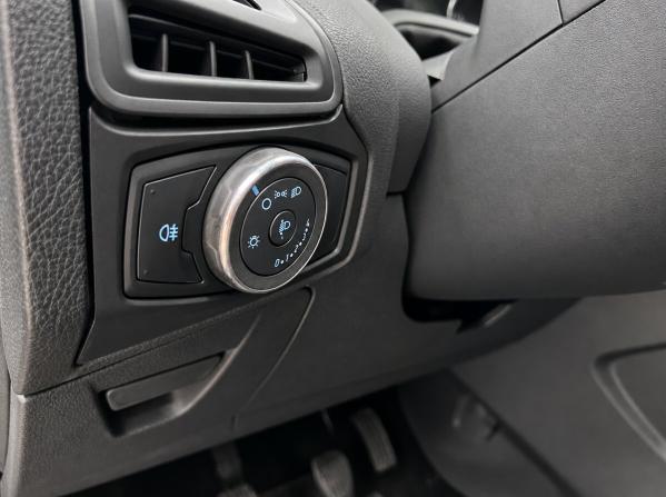 Ford Focus III с пробегом 2011 года, цена 715 000 рублей, 213000 км, седан, Автокод Объявления